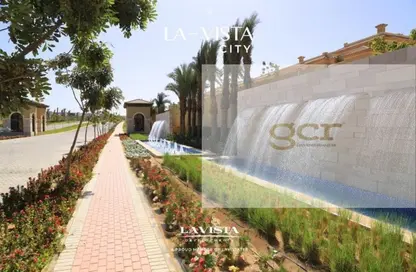 Villa - 5 Bedrooms - 4 Bathrooms for sale in La Vista City - New Capital Compounds - New Capital City - Cairo