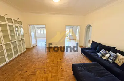 شقة - 4 غرف نوم - 3 حمامات للايجار في شارع سريلانكا - الزمالك - القاهرة