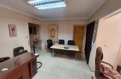 شقة - 3 غرف نوم - 2 حمامات للبيع في ميدان سفنكس - المهندسين - الجيزة
