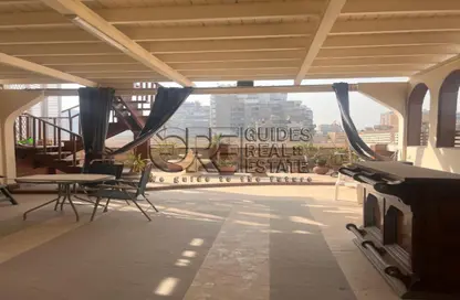 Penthouse - 4 Bedrooms - 4 Bathrooms for rent in Ismail Mohamed St. - Zamalek - Cairo