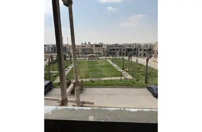 شقة - 3 غرف نوم - 3 حمامات للبيع في غرب الجولف - كمبوندات القطامية - القطامية - مدينة القاهرة الجديدة - القاهرة