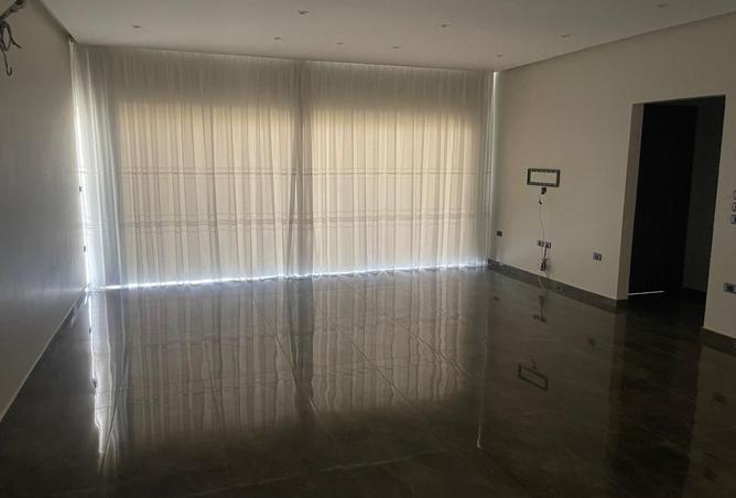 8238625 - Property Image 2