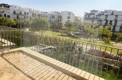 Apartment - 3 Bedrooms - 3 Bathrooms for sale in The Courtyards - Sheikh Zayed Compounds - Sheikh Zayed City - Giza