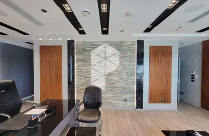 Office Space - Studio - 2 Bathrooms for sale in Cairo Business Plaza - North Teseen St. - The 5th Settlement - New Cairo City - Cairo