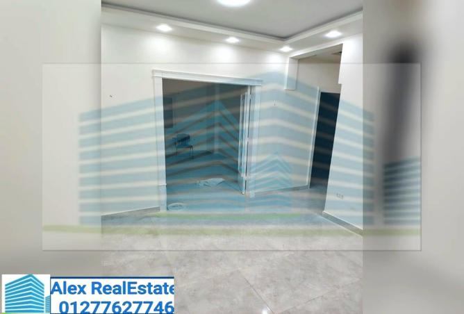 7470029 - Property Main Image