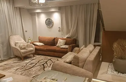 (بنتهاوس  (روف - 3 غرف نوم - 3 حمامات للايجار في ستون ريزيدنس - كمبوندات التجمع الخامس - التجمع الخامس - مدينة القاهرة الجديدة - القاهرة