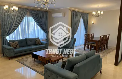 شقة - 2 غرف نوم - 2 حمامات للايجار في فيلدج جيت - المستثمرين الجنوبية - مدينة القاهرة الجديدة - القاهرة