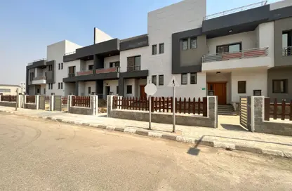 Villa - 4 Bedrooms - 4 Bathrooms for rent in Wesal City - El Shorouk Compounds - Shorouk City - Cairo