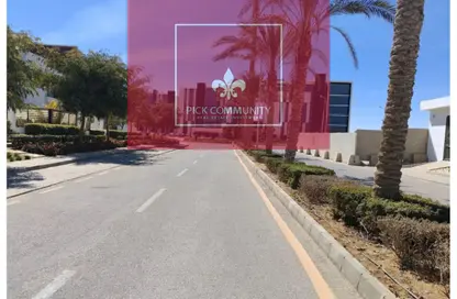 Office Space - Studio - 1 Bathroom for rent in Hyde Park Business District Mall - South Teseen St. - The 5th Settlement - New Cairo City - Cairo