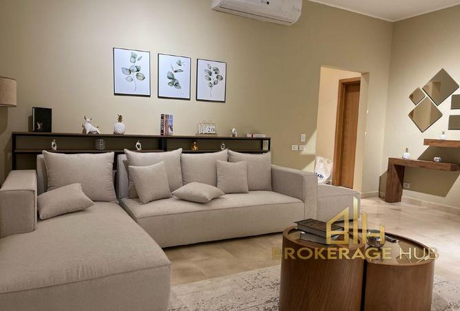 8364429 - Property Image 2