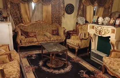 شقة - 4 غرف نوم - 2 حمامات للبيع في شارع احمد ابو العلا - المنطقة الثامنة - مدينة نصر - القاهرة