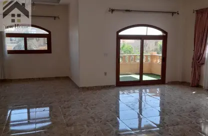 Apartment - 3 Bedrooms - 2 Bathrooms for sale in Al Narges 3 - Al Narges - New Cairo City - Cairo
