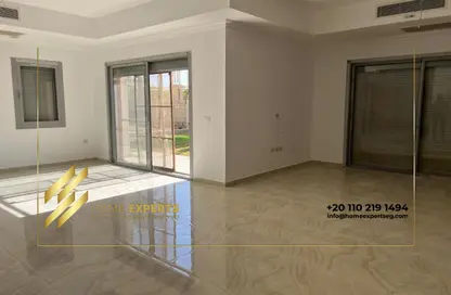 فيلا - 4 غرف نوم - 4 حمامات للايجار في كمبوند فيلدج جاردن القطامية - كمبوندات التجمع الخامس - التجمع الخامس - مدينة القاهرة الجديدة - القاهرة