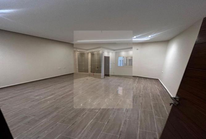 8321298 - Property Image 3