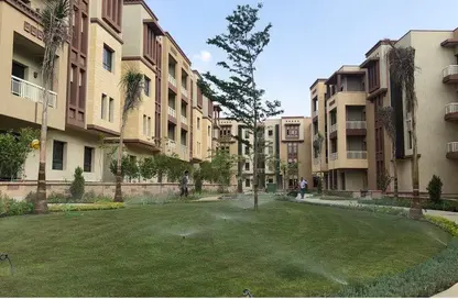 Apartment - 3 Bedrooms - 3 Bathrooms for sale in Green 5 - 6 October Compounds - 6 October City - Giza