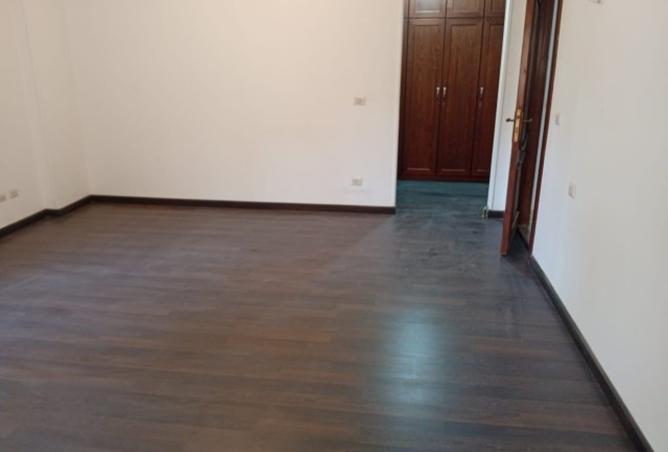 8101944 - Property Image 2
