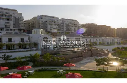Apartment - 3 Bedrooms - 2 Bathrooms for sale in Mountain View iCity - 5th Settlement Compounds - The 5th Settlement - New Cairo City - Cairo