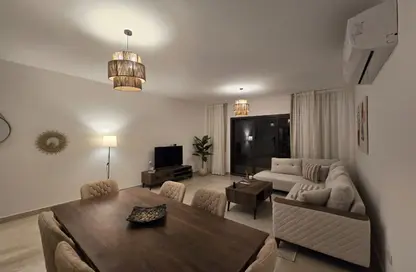 Apartment - 2 Bedrooms - 2 Bathrooms for rent in Moon Residences - Fifth Square - The 5th Settlement - New Cairo City - Cairo