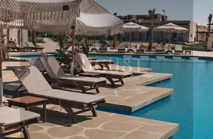 تاون هاوس - 2 غرف نوم - 3 حمامات للبيع في دايركشن وايت - راس الحكمة - الساحل الشمالي