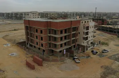 Apartment - 3 Bedrooms - 2 Bathrooms for sale in Bait Alwatan - The 5th Settlement - New Cairo City - Cairo