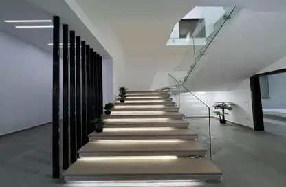 فيلا - 5 غرف نوم - 5 حمامات للبيع في سي شيل - سيدي عبد الرحمن - الساحل الشمالي