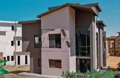 Townhouse - 3 Bedrooms - 4 Bathrooms for sale in Creek Town - The 1st Settlement - New Cairo City - Cairo
