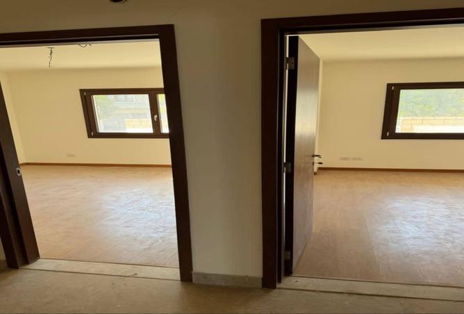 8232360 - Property Image 2