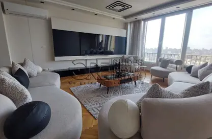 شقة - 3 غرف نوم - 3 حمامات للايجار في شارع الجبلايه - الزمالك - القاهرة