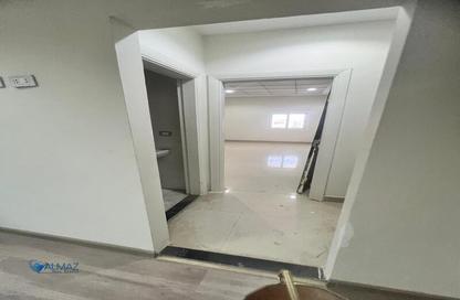 Clinic - Studio - 1 Bathroom for sale in Doctor Ahmed Okasha St. - El Banafseg 6 - El Banafseg - New Cairo City - Cairo