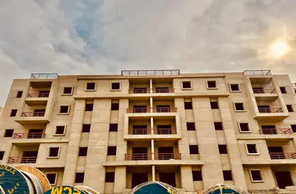 Apartment - 3 Bedrooms - 3 Bathrooms for sale in Isola Sheraton - El Saaqah St. - Sheraton Al Matar - El Nozha - Cairo