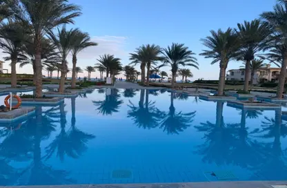شاليه - 3 غرف نوم - 3 حمامات للبيع في لافيستا 7 - لافيستا - العين السخنة - السويس