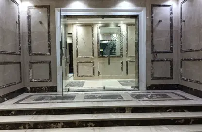Apartment - 3 Bedrooms - 2 Bathrooms for sale in South Teseen St. - The 5th Settlement - New Cairo City - Cairo