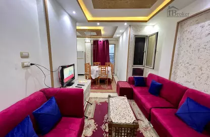 شقة - 3 غرف نوم - 1 حمام للايجار في شارع ميخائيل ابادير - رشدي - حي شرق - الاسكندرية