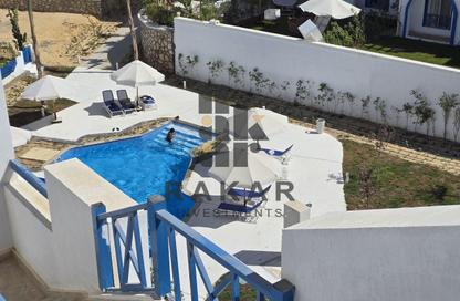 Chalet - 2 Bedrooms - 2 Bathrooms for sale in Mountain View - Ras Al Hekma - North Coast