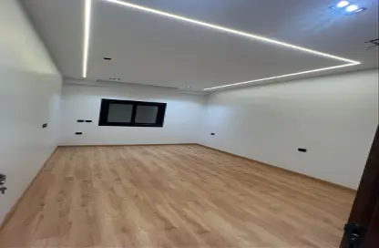 Apartment - 3 Bedrooms - 3 Bathrooms for sale in 9th District - Sheikh Zayed City - Giza