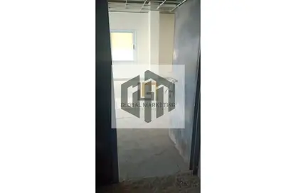 محل تجاري - استوديو - 1 حمام للايجار في شارع التسعين الشمالي - التجمع الخامس - مدينة القاهرة الجديدة - القاهرة