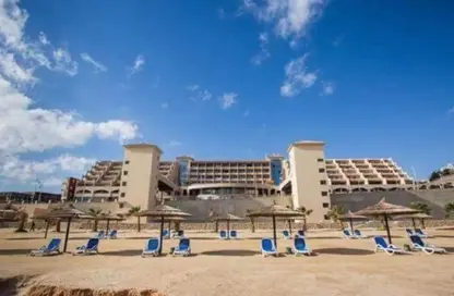 Apartment - 1 Bedroom - 1 Bathroom for sale in The View - Sheraton Rd - Hurghada - Red Sea