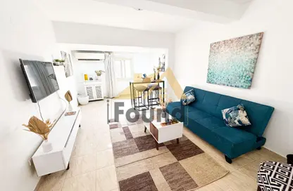 شقة - 2 غرف نوم - 1 حمام للايجار في شارع احمد حشمت - الزمالك - القاهرة