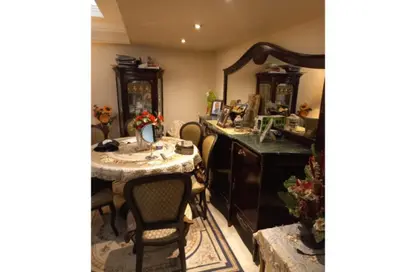 شقة - 3 غرف نوم - 2 حمامات للبيع في شارع عمر ابن الخطاب - حي السفارات - مدينة نصر - القاهرة