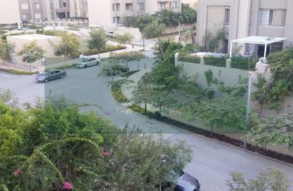 Apartment - 2 Bedrooms - 2 Bathrooms for sale in Palm Hills Village Gate - South Investors Area - New Cairo City - Cairo