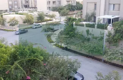 شقة - 2 غرف نوم - 2 حمامات للبيع في فيلدج جيت - المستثمرين الجنوبية - مدينة القاهرة الجديدة - القاهرة