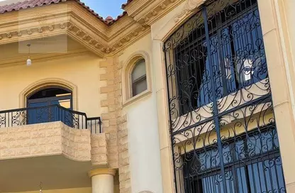 Villa - 6 Bedrooms - 4 Bathrooms for sale in Al Narges 1 - Al Narges - New Cairo City - Cairo