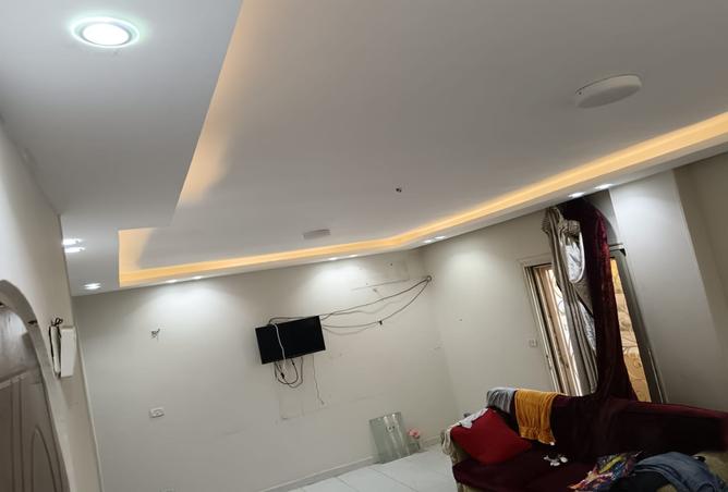 8066070 - Property Image 2
