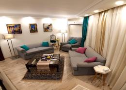 شقة - 5 غرف نوم - 3 حمامات for للبيع in شارع مصدق - الدقي - الجيزة