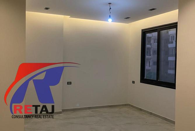 8009850 - Property Image 2