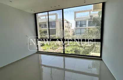 Apartment - 2 Bedrooms - 2 Bathrooms for sale in Lake View Residence - 5th Settlement Compounds - The 5th Settlement - New Cairo City - Cairo