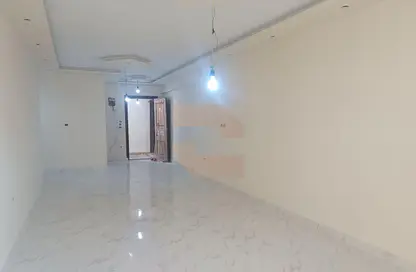 شقة - 2 غرف نوم - 1 حمام للبيع في نفق مصطفى كامل - مصطفي كامل - حي شرق - الاسكندرية