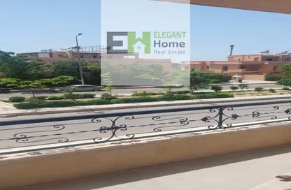 شقة - 3 غرف نوم - 2 حمامات للبيع في حى اسكان الجامعه الامريكية - كمبوندات التجمع الخامس - التجمع الخامس - مدينة القاهرة الجديدة - القاهرة