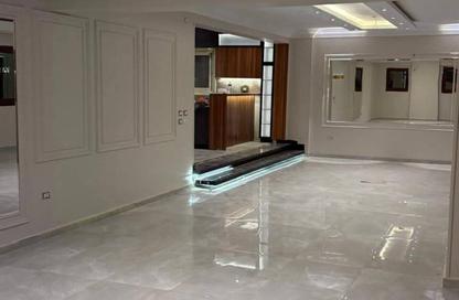 Apartment - 4 Bedrooms - 3 Bathrooms for rent in New Cairo Centre - North Teseen St. - The 5th Settlement - New Cairo City - Cairo