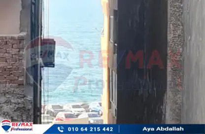 Apartment - 4 Bedrooms - 2 Bathrooms for sale in Shaarawy St. - Laurent - Hay Sharq - Alexandria